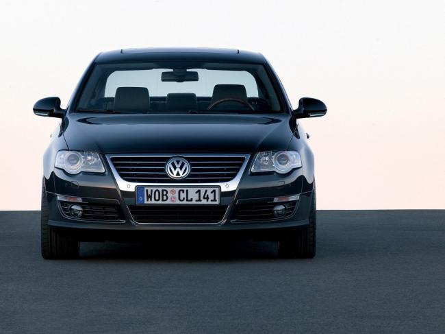 Exterieur_Volkswagen-Passat_5