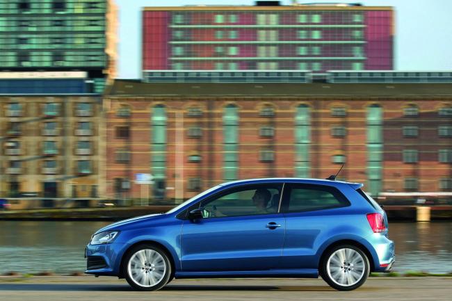 Exterieur_Volkswagen-Polo-Blue-GT-2013_5