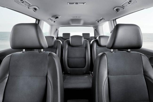 Interieur_Volkswagen-Sharan-2010_5