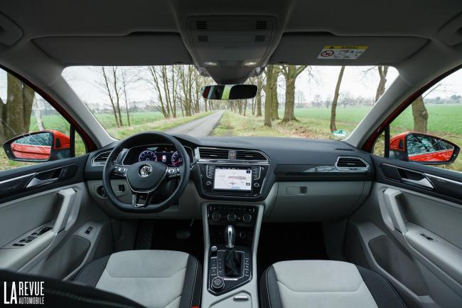 Interieur_Volkswagen-Tiguan-2.0L-TSI-4Motion_22