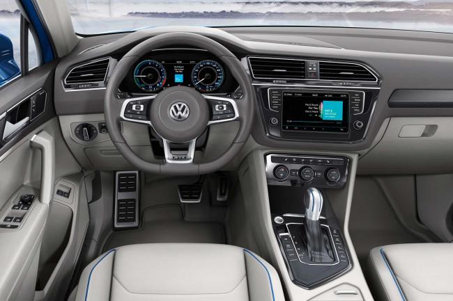 Interieur_Volkswagen-Tiguan-GTE-concept_0