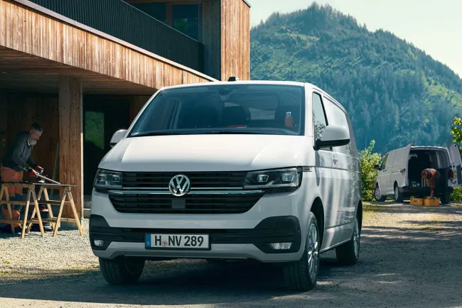 Volkswagen Transporter : pourquoi choisir ce fourgon/utilitaire qui a su se réinventer ?