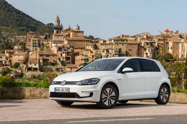 Exterieur_Volkswagen-eGolf_1