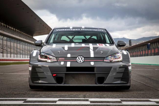 Exterieur_volkswagen-golf-gti-tcr-racecar_4