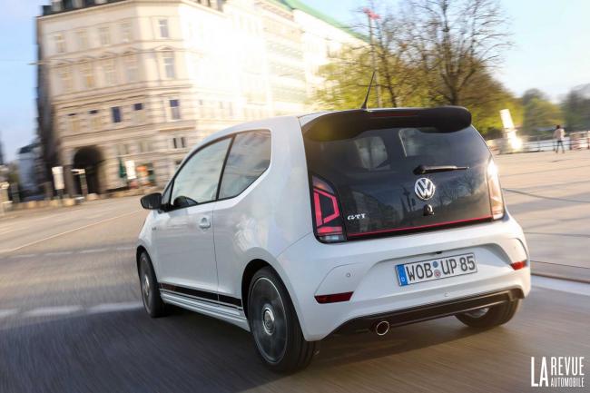 Exterieur_Volkswagen-up-GTI-concept_13