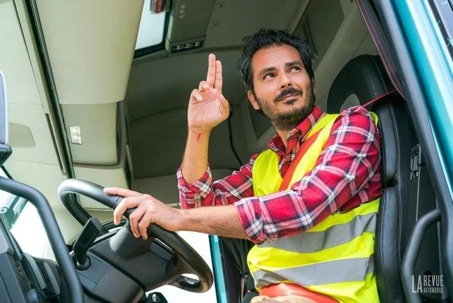 Électrification des poids lourds en France d'ici 2035 : Enjeux et Stratégies