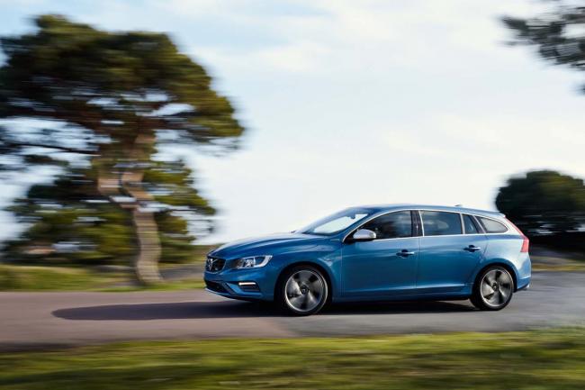 Exterieur_Volvo-V60-Hybrid-R-Design_4