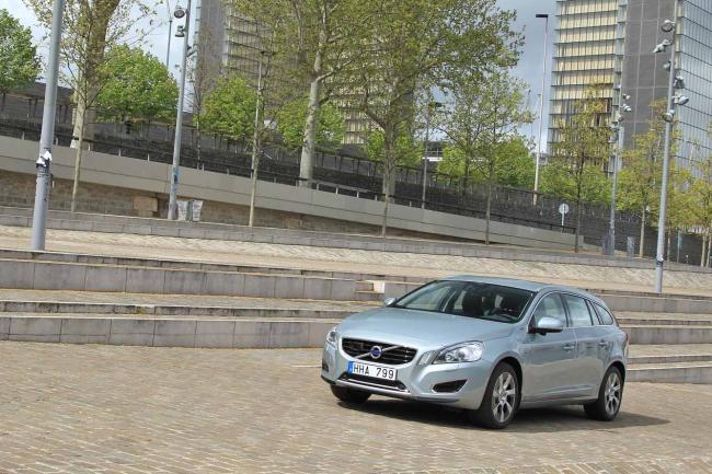 Exterieur_Volvo-V60-Plug-In-Hybrid_3