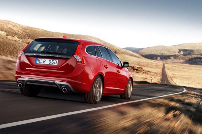 Exterieur_Volvo-V60-R-Design-2013_1