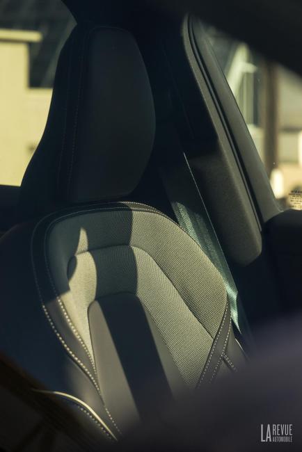 Interieur_volvo-xc60-t6-et-t8-recharge-essai_15