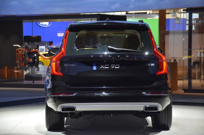 Exterieur_Volvo-XC90-2015_5