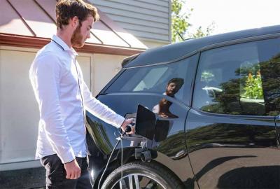 Image principale de l'actu: Bientôt votre voiture électrique avec ALD Electric…