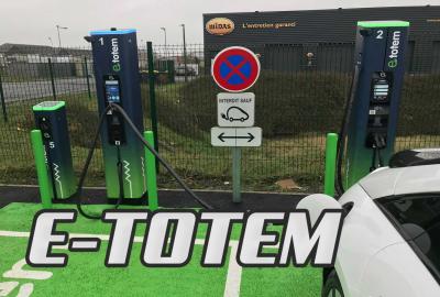 Image principale de l'actu: Bornes de recharge électrique E-TOTEM : la patinoire de Denain (59)