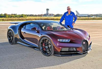 Image principale de l'actu: Bugatti Chiron : un OVNI selon Jon McBride, astronaute de la NASA