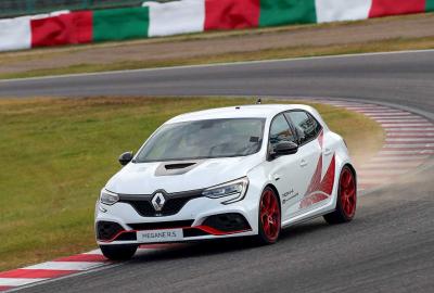 Image principale de l'actu: La Mégane RS Trophy R établit un nouveau record à Suzuka