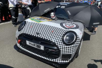 Image principale de l'actu: Dans les coulisses des 24 heures du Nürburgring en MINI avec Bulldog Racing !