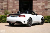 Exterieur_Abarth-124-Spider-2017_11
                                                        width=