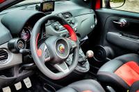 Interieur_Abarth-595-Competizione_21
                                                        width=