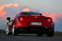 Exterieur_Alfa-Romeo-4C-2014_12
                                                        width=