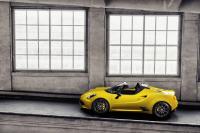 Exterieur_Alfa-Romeo-4C-Spider-2015_18