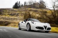 Exterieur_Alfa-Romeo-4C-Spider-2015_11
                                                        width=