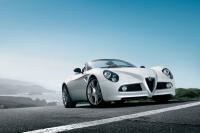 Exterieur_Alfa-Romeo-8C-Spider_2
                                                        width=