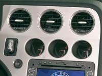 Interieur_Alfa-Romeo-Brera_44
                                                        width=