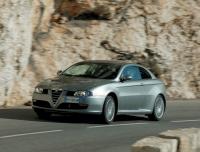 Exterieur_Alfa-Romeo-GT-Coupe_5