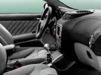 Interieur_Alfa-Romeo-GT-Coupe_30
                                                        width=