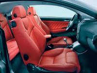 Interieur_Alfa-Romeo-GT-Coupe_40
                                                        width=