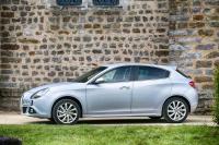 Exterieur_Alfa-Romeo-Giulietta-2.0L-jtd-2014_12