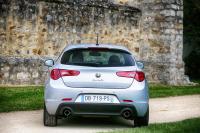 Exterieur_Alfa-Romeo-Giulietta-2.0L-jtd-2014_17
                                                        width=