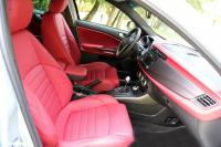 Interieur_Alfa-Romeo-Giulietta-2.0L-jtd-2014_28
                                                        width=