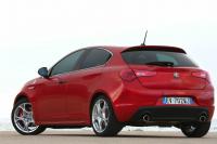 Exterieur_Alfa-Romeo-Giulietta-Quadrifoglio-Verde-2014_13
                                                        width=