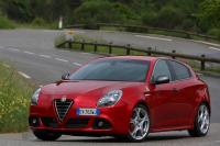 Exterieur_Alfa-Romeo-Giulietta-Quadrifoglio-Verde-2014_12