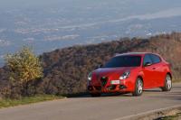 Exterieur_Alfa-Romeo-Giulietta-Sprint-2015_15
                                                        width=