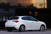 Exterieur_Alfa-Romeo-Giulietta_7
                                                        width=