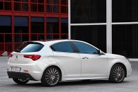 Exterieur_Alfa-Romeo-Giulietta_15
                                                        width=