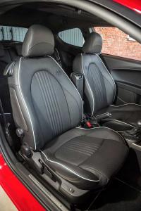 Interieur_Alfa-Romeo-Quadrifoglio-Verde_21
                                                        width=