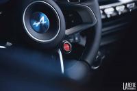 Interieur_Alpine-A110_22
                                                        width=