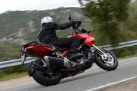 Exterieur_Aprilia-Caponord-1200-2015_0
                                                        width=