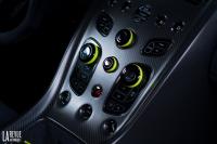 Interieur_Aston-Martin-AMR-Rapide-Vantage-2017_43
                                                        width=