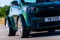 Exterieur_Aston-Martin-Cygnet-V8_3
                                                        width=