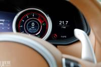 Interieur_Aston-Martin-DB11-2017_37
                                                        width=