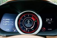 Interieur_Aston-Martin-DB11-2017_40
                                                        width=