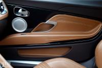 Interieur_Aston-Martin-DB11-2017_47