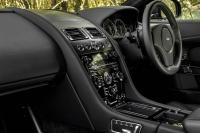 Interieur_Aston-Martin-DB9-Carbon-Edition_43