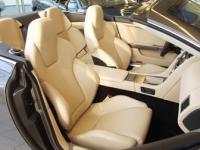 Interieur_Aston-Martin-DB9_28