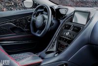 Interieur_Aston-Martin-DBS-Superleggera_23
                                                        width=