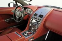 Interieur_Aston-Martin-Rapide-2010_33